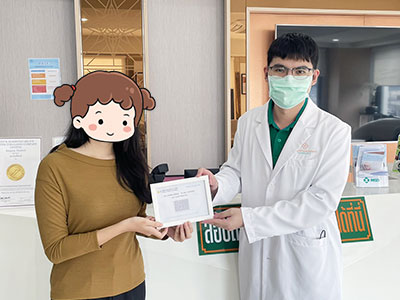 年紀(jì)輕輕卻卵巢功能下降致不孕？泰國DHC中醫(yī)+三代試管一次好孕成功！