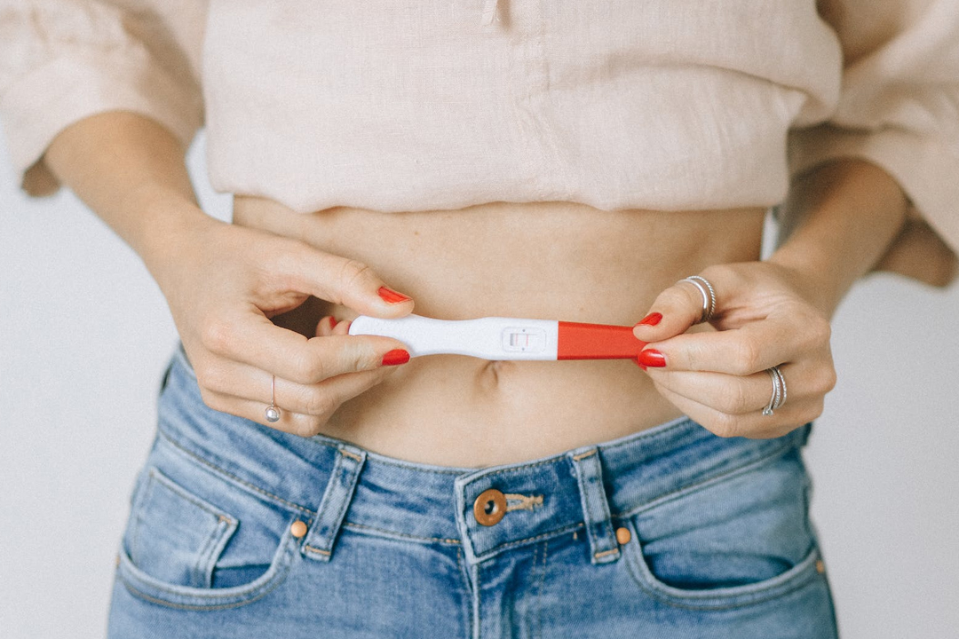 女性閉經(jīng)多久就不能做泰國(guó)試管嬰兒了？