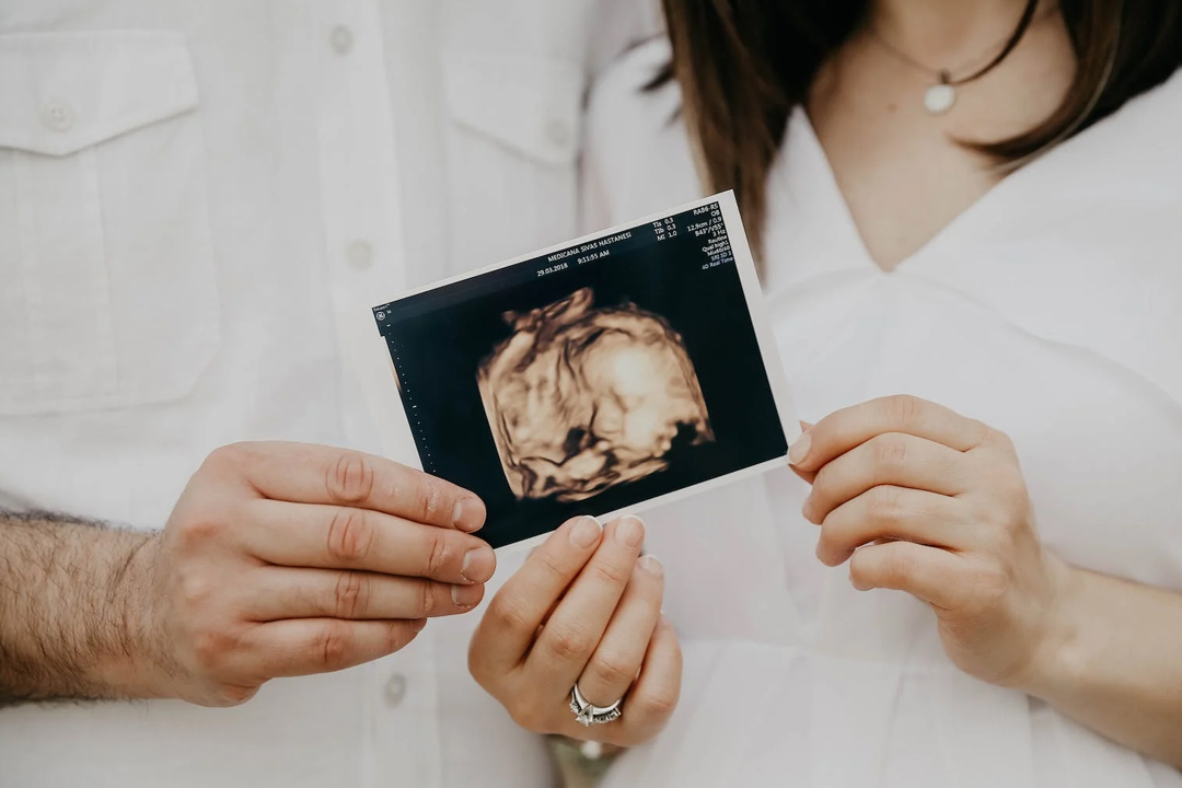 夫婦和胎兒照 夫婦和胎兒照