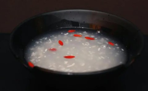 米酒枸杞能治療黃褐斑嗎？米酒枸杞治療黃褐斑效果好嗎？