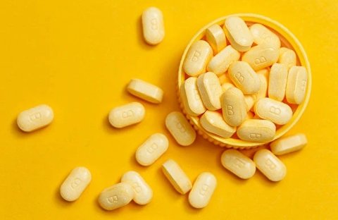 哪些維生素可以治療失眠？失眠最怕的三種維生素