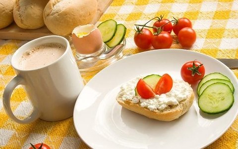 備孕男人吃什么補精養(yǎng)腎？備孕中男人吃什么補精？